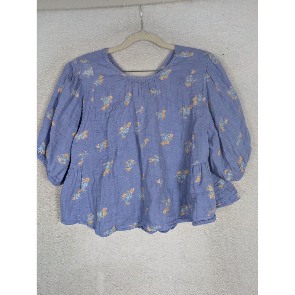 Citrus Blouse Women's Size S Blue Floral Double Gauze Ruffle Hem Short Sleeve